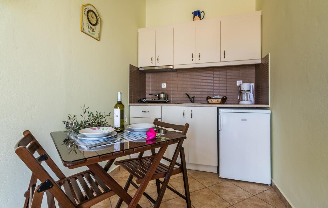 Tzivaeri Studios Zefiría Extérieur photo